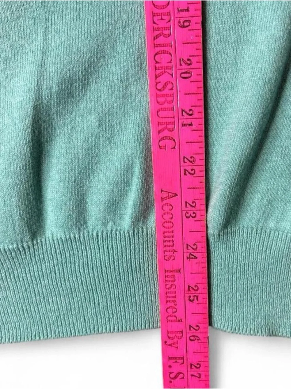 J. Crew Cashmere blend luxury classic tailored soft pastel mint V-Neck Sweater